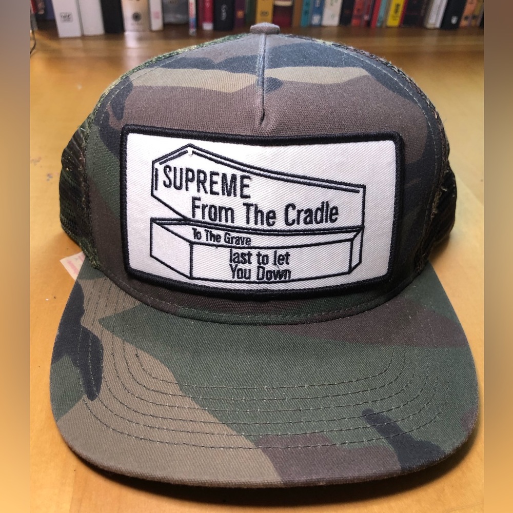 Supreme Cradle to the grave camo starter snapback
